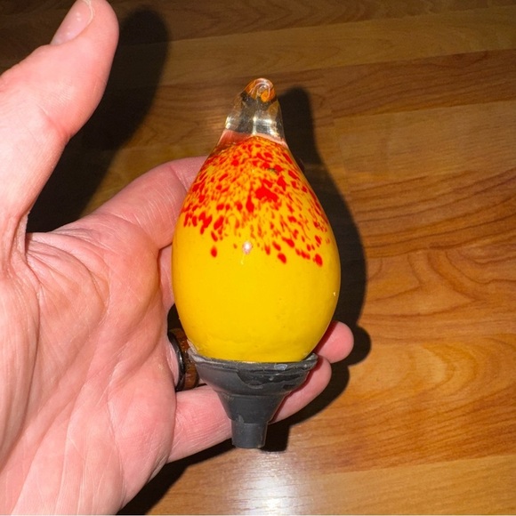 Yellow And Red Hand Blown Glass Bird 5” x 3” - Light Up Lawn Ornament? - Picture 2 of 16